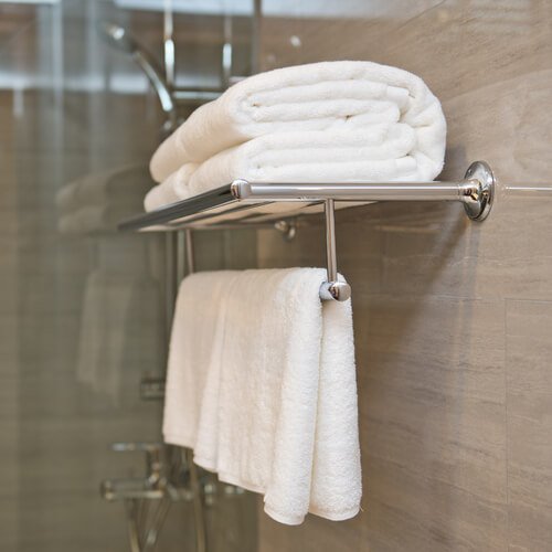 les serviettes de bain ont une date d'expiration