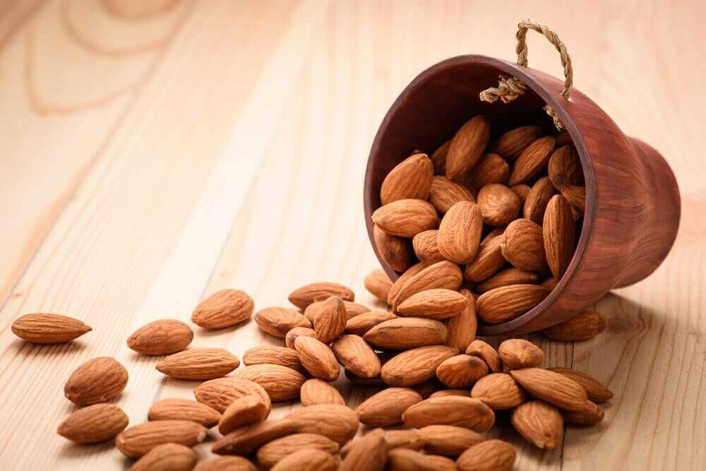 fruits secs : les amandes