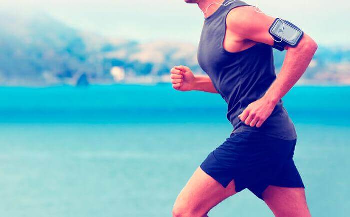 homme qui court pour réguler les hormones