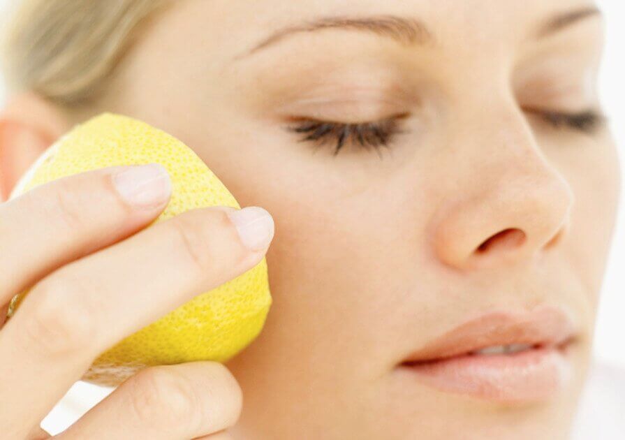citron sur la peau