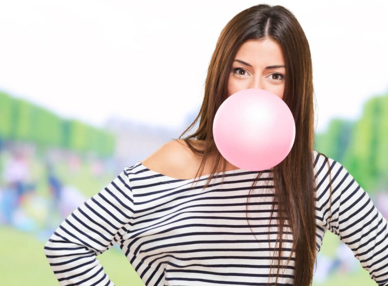 Qu'arrive-t-il à votre corps lorsque vous mâchez un chewing-gum ?