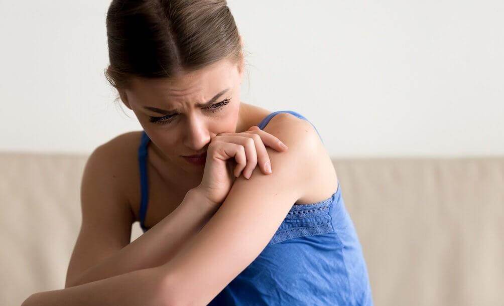 femme triste