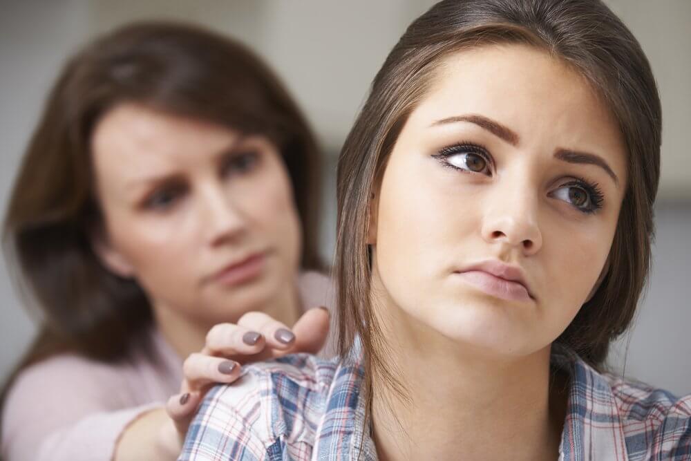 mère narcissique et sa fille