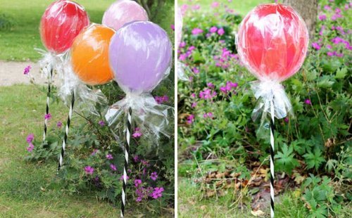 des ballons en forme de sucettes