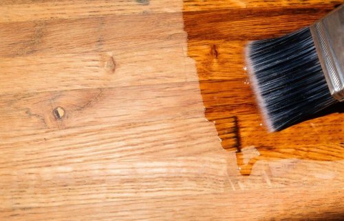 cirer le parquet avec de l'huile