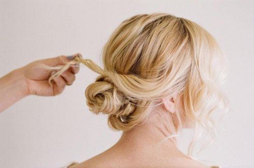 assortir une coiffure