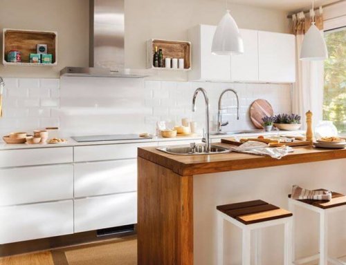 décorer une petite cuisine avec des tons clairs