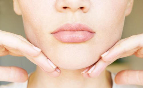 Comment prévenir et réduire le double menton