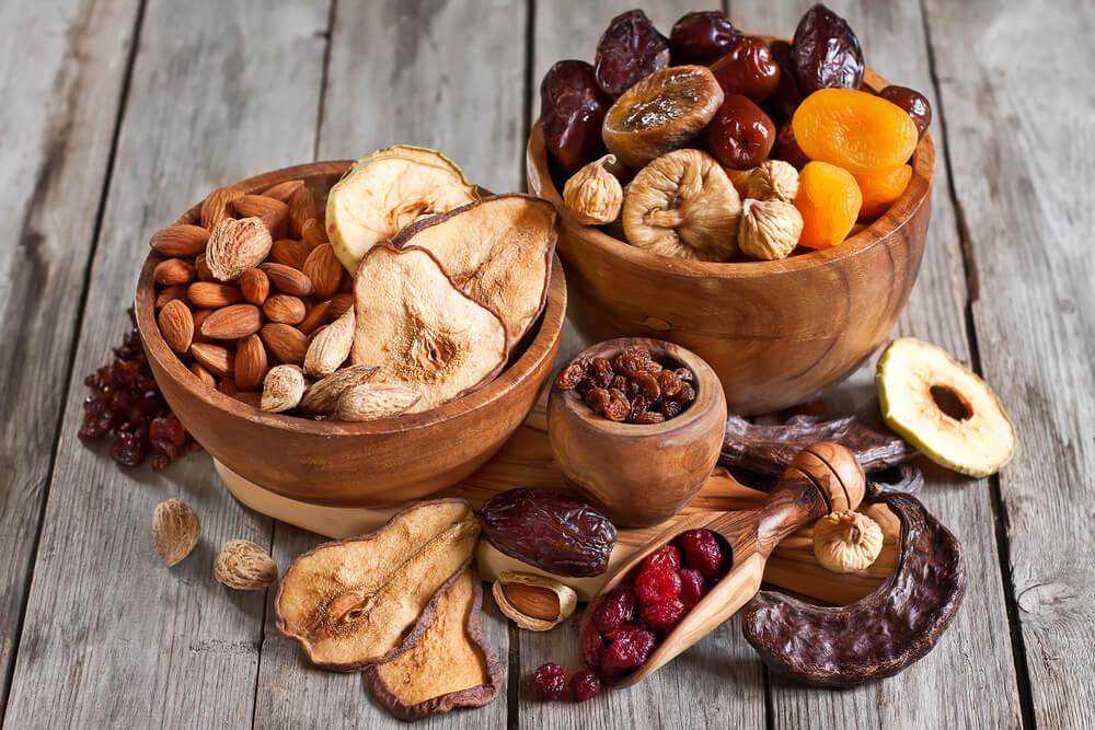 Pourquoi devriez-vous manger des fruits secs ? Pourquoi devriez-vous manger des fruits secs ?