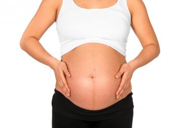 Qu’est-ce que la ligne brune, cette marque de grossesse ?