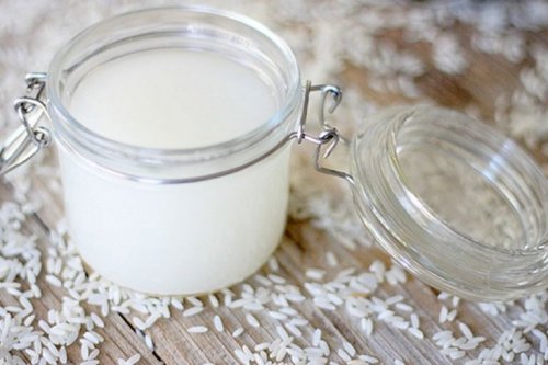 l'eau de riz aide à réduire les nausées pendant la grossesse