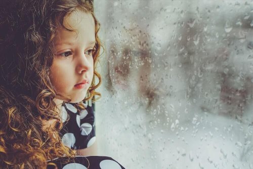 Que nous arrive-t-il lorsque nous n’avons pas reçu d’amour pendant l’enfance ? Que nous arrive-t-il lorsque nous n’avons pas reçu d’amour pendant l’enfance ?