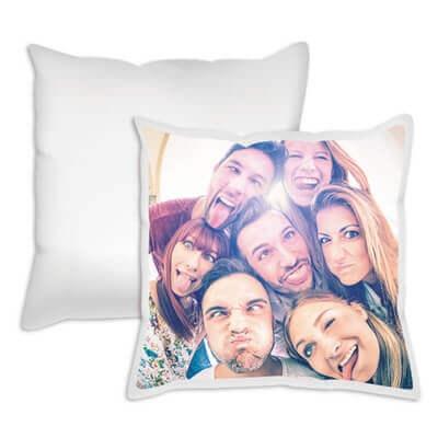 décorer des coussins avec des photos de famille