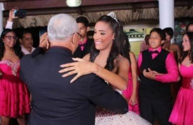 4 modèles de robes pour la fête des 15 ans