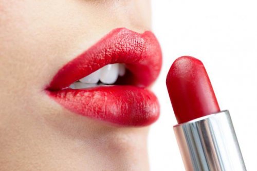 les secrets de maquillage avec le rouge à lèvres