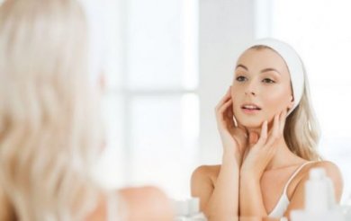 Une routine de base pour les soins de la peau
