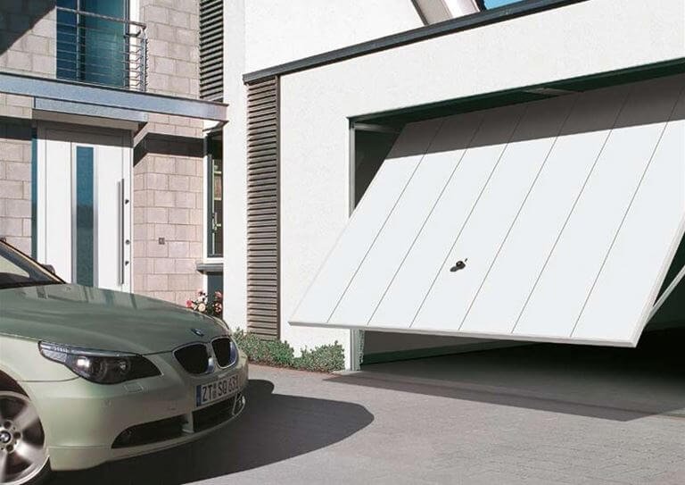 Des portes de garage modernes pour protéger votre maison