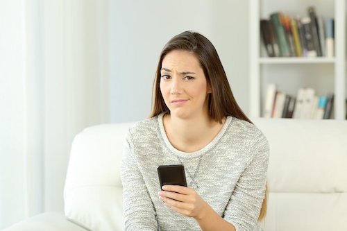 Puis-je l'appeler en premier ou dois-je attendre?