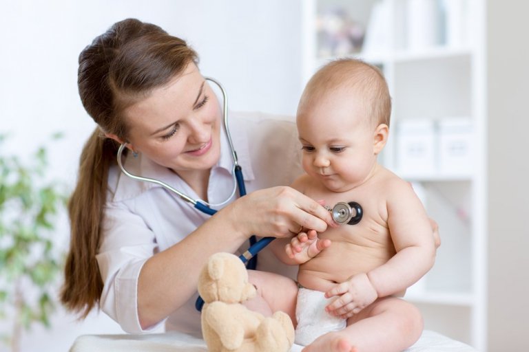 Pourquoi faire des contrôles médicaux réguliers à votre bébé ?