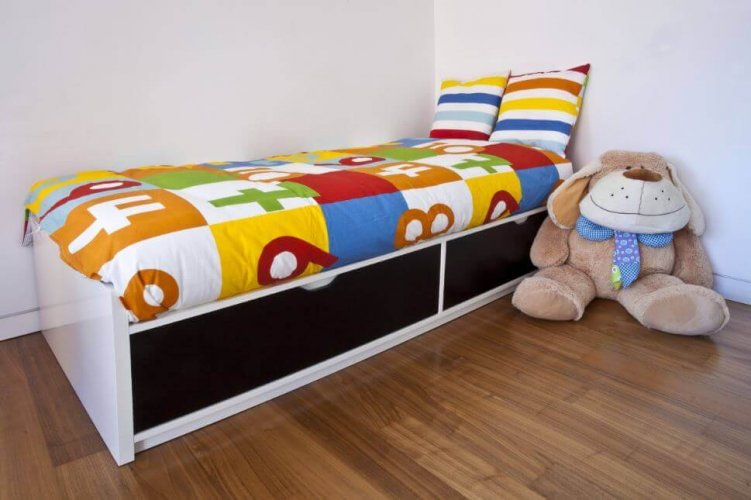 lits modulaires pour ranger dans la chambre des enfants