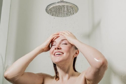 Prendre une douche chaude pour bien dormir