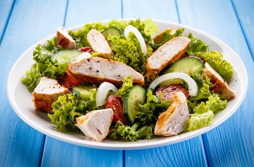 Recettes d'entrées : salade au poulet