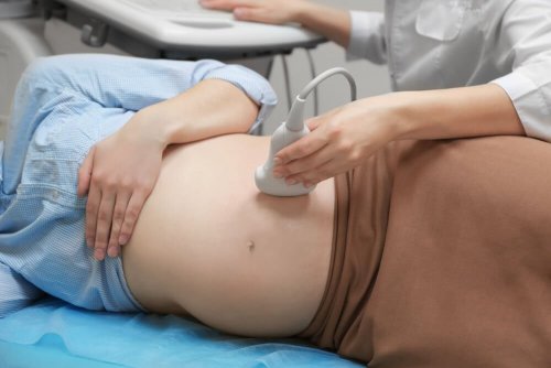 Le cerclage est une technique pour soigner l'insuffisance cervicale.