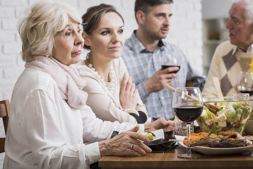 La famille empêche de dépendre émotionnellement de son partenaire