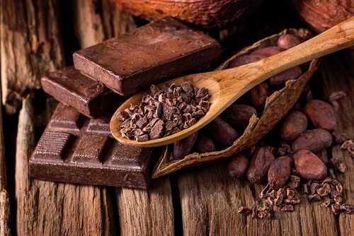 Le chocolat noir est bon pour la santé intestinale.