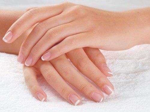 usages alternatifs du dentifrice : éliminer les mauvaises odeurs sur les mains