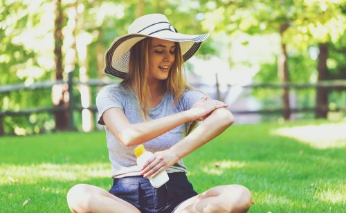 5 crèmes naturelles pour protéger son décolleté