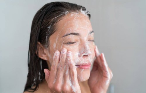 exfolier visage prendre soin santé cutanée
