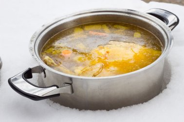2 façons de préparer un bouillon faible en calories