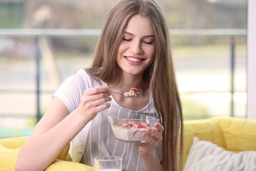 Que prendre au petit-déjeuner pour perdre du poids ? 5 suggestions que vous allez adorer