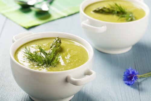 comment préparer une crème d'asperges mi-sucrée