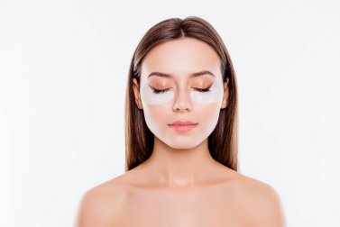 Apprenez à dissimuler les cernes grâce à ces 5 astuces de maquillage