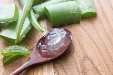 Le gel d'Aloe vera aide à stimuler une digestion lente