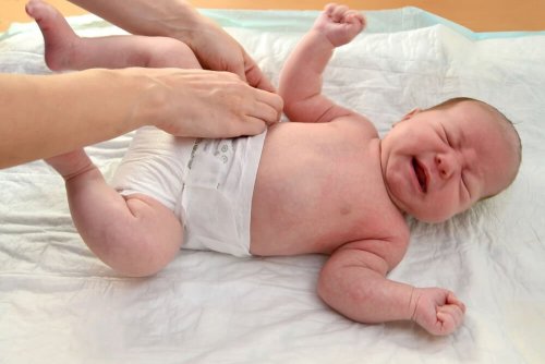 faut-il baisser le prépuce d'un bébé ou pas ?