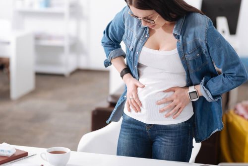 5 tisanes curatives pour réduire les ballonnements