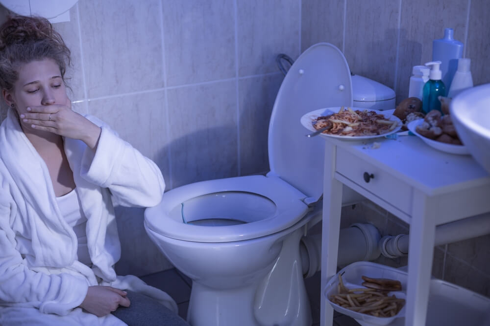 Cómo combatir el vómito con remedios naturales: 7 soluciones TodoSALUD