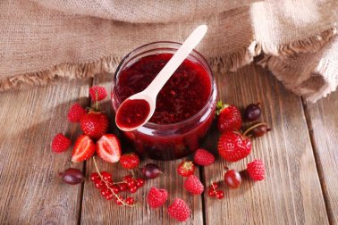 4 recettes de confiture de fruits rouges sans sucre