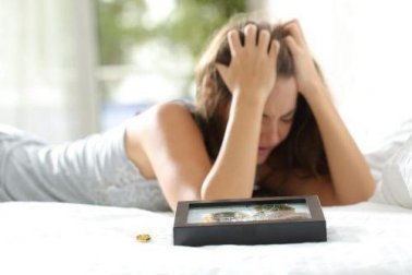 Surmonter une infidélité : les 5 étapes pour avancer