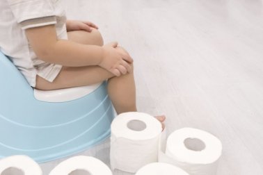 Comment réagit votre bébé au moment où vous cessez de lui mettre des couches ?