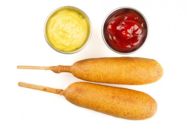 Découvrez nos recettes faciles de corn dogs !