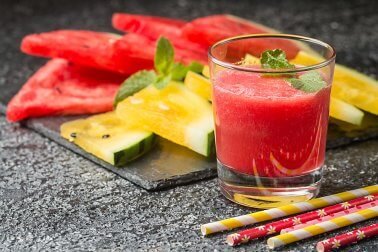 Jus rouges pour perdre du poids sainement