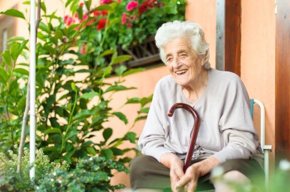 6 conseils pour aider une personne âgée à supporter une maladie