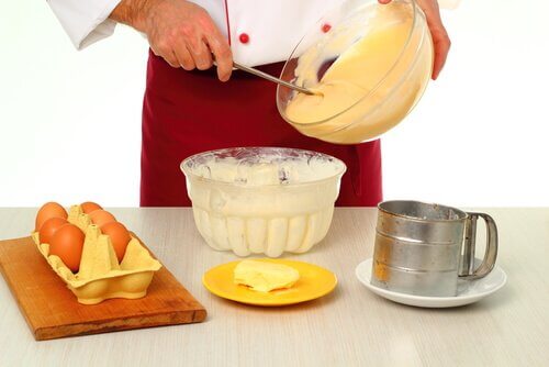 la préparation de la crème pâtissière pour le millefeuille