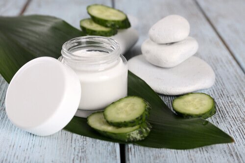 le concombre permet de lutter contre la dermatite de contact
