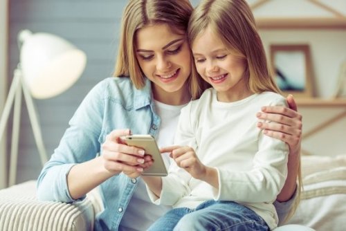 5 avantages et 6 inconvénients de l'utilisation des smartphones par les enfants