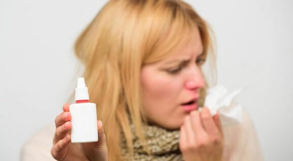 Prise de médicaments par le nez : une voie d'administration efficace